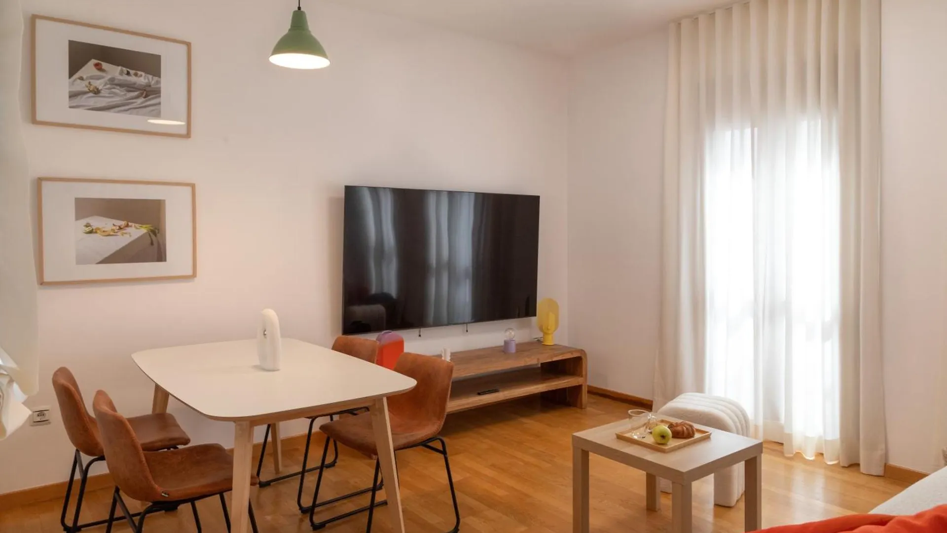 Centro Historico Con Piscina Apartment Malaga